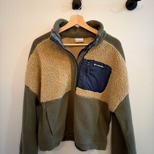 Columbia Women’s Olive Green & Tan Sherpa Jacket with Navy Trim